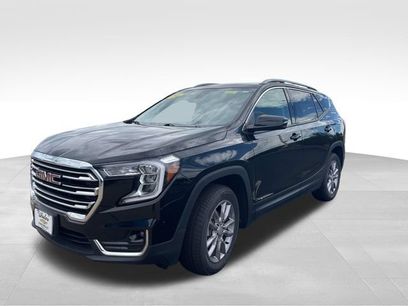 Used 2024 GMC Terrain SLT