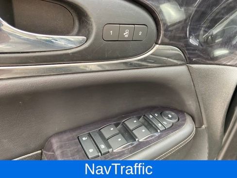 Used 2017 Buick Enclave Premium image 16