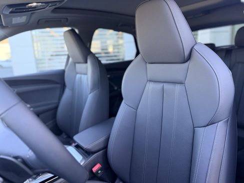 Used 2025 Audi Q5 Premium Plus w/ Premium Plus image 11