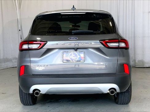 Used 2023 Ford Escape Active FWD image 4