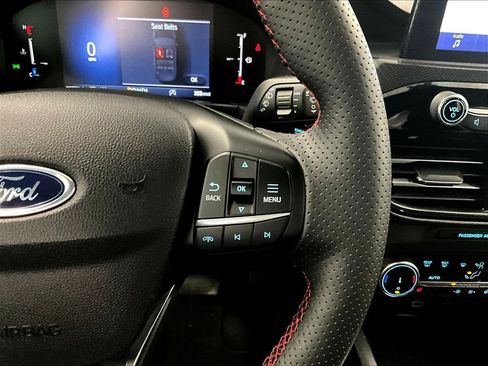 Used 2025 Ford Escape ST-Line Select image 24