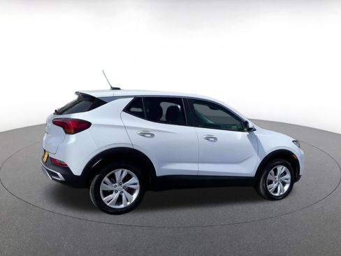 Used 2025 Buick Encore GX Preferred AWD/4WD image 15