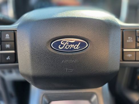 Used 2025 Ford F150 Lariat w/ Equipment Group 501A Mid image 22