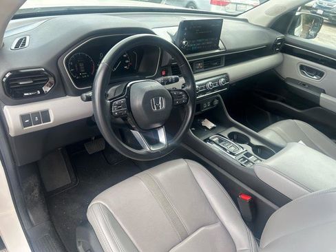 Used 2024 Honda Pilot EX-L image 8