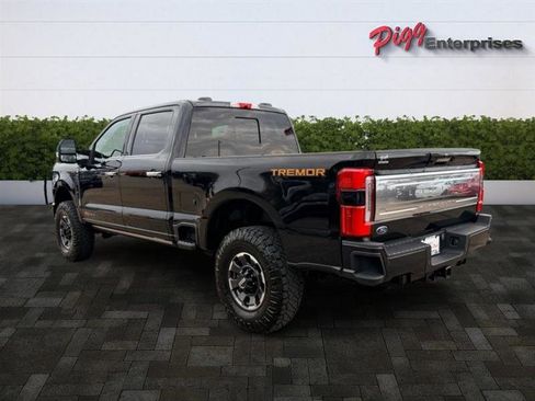 Used 2024 Ford F250 Platinum w/ Tremor Off-Road Package image 2