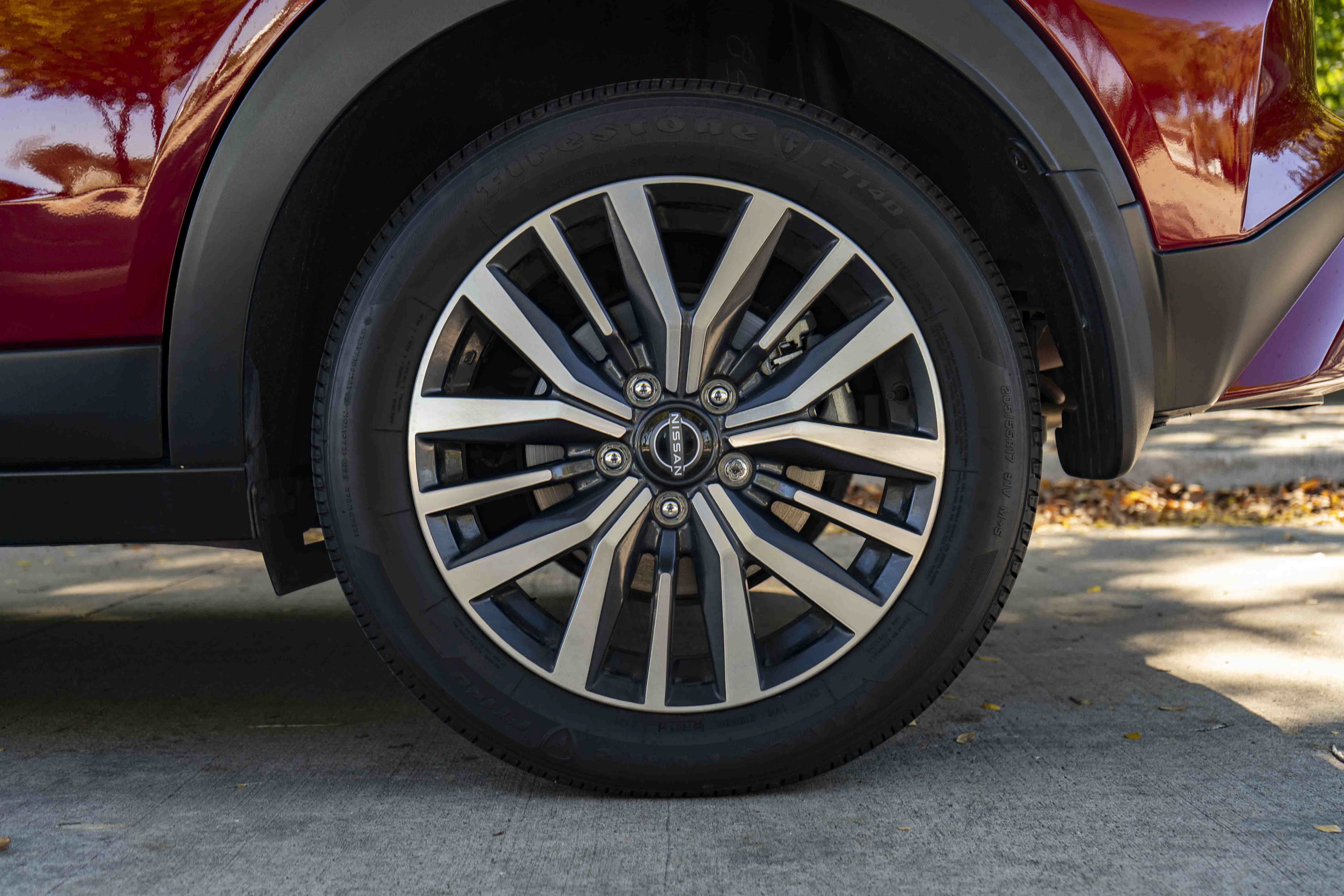 Used 2023 Nissan Kicks SR FWD image 15