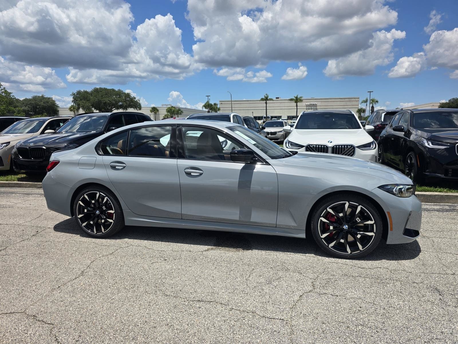 New 2026 BMW 330i Sedan w/ M Sport Package RWD image 18