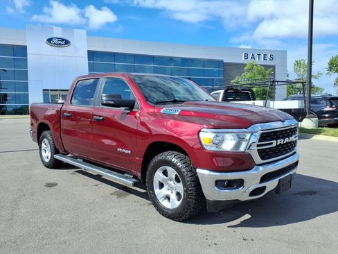 Used 2024 RAM 1500 Big Horn AWD/4WD image 1