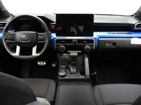 Used 2024 Toyota Tacoma TRD Sport image 24