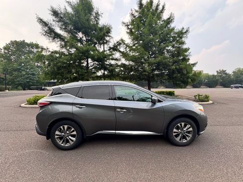 Used 2017 Nissan Murano SL w/ SL Technology Package AWD/4WD image 3