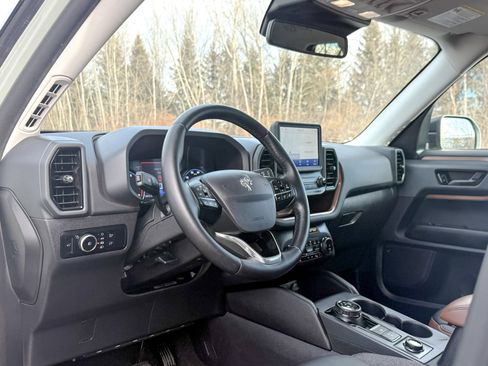 Certified 2024 Ford Bronco Sport Outer Banks w/ Tech Package image 15