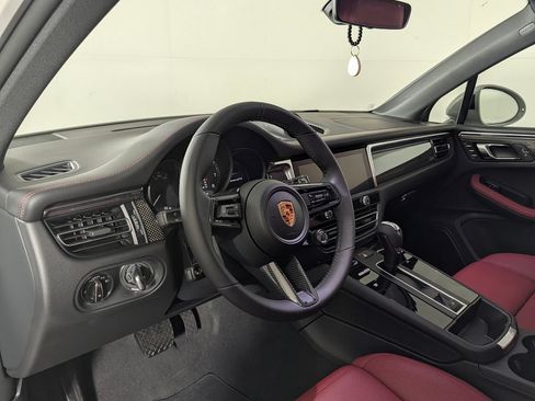 New 2026 Porsche Macan GTS AWD/4WD image 4