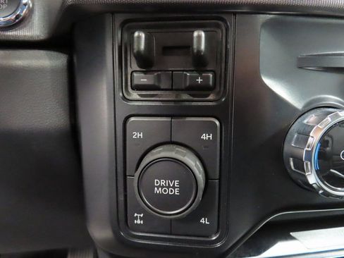 Used 2025 Ford F250 Platinum image 73