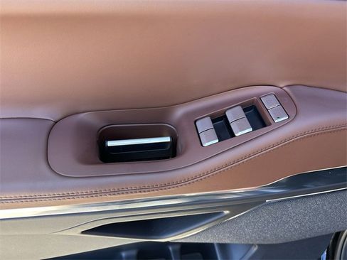 New 2025 Lincoln Navigator Reserve image 13