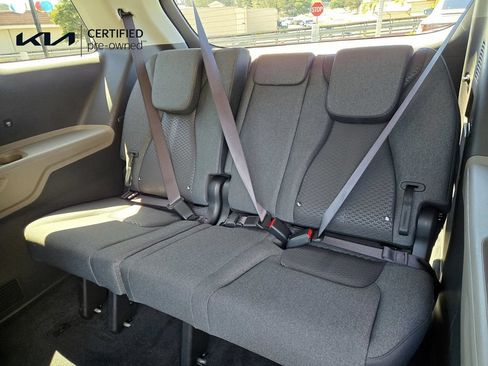 Certified 2026 Kia Carnival LX FWD image 13