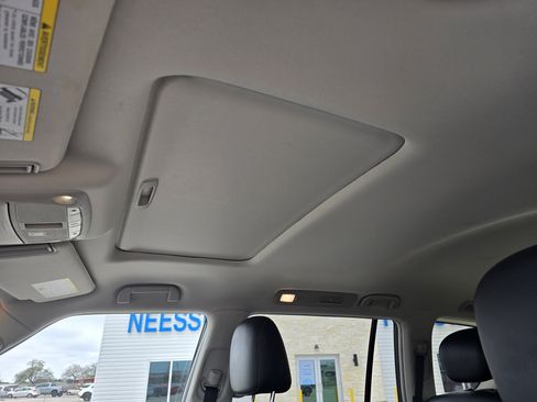 Used 2024 INFINITI QX80 Luxe image 16