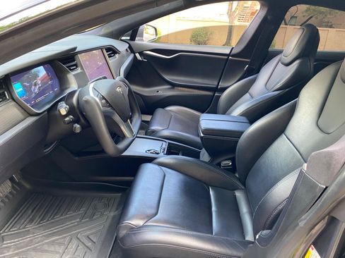 Used 2018 Tesla Model S 75D AWD/4WD image 35