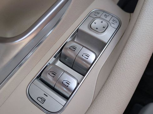 Used 2020 Mercedes-Benz GLE 350 image 23