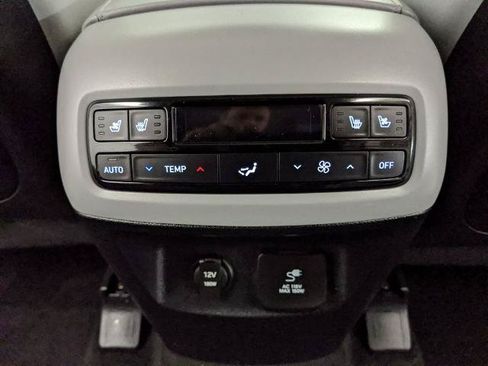 Used 2024 Hyundai Palisade SEL w/ Premium Package AWD/4WD image 18