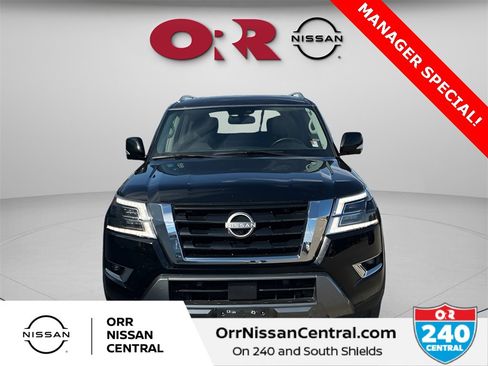 Used 2024 Nissan Armada SL w/ Captain's Chairs Package image 2