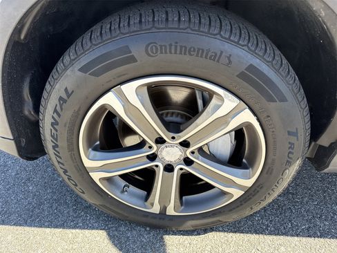 Used 2016 Mercedes-Benz GLC 300 image 39