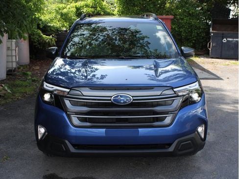 New 2026 Subaru Forester Premium AWD/4WD image 2