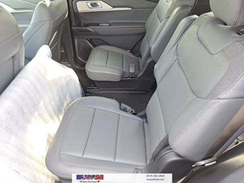 New 2026 Ford Explorer Active w/ Active Comfort Package RWD image 9