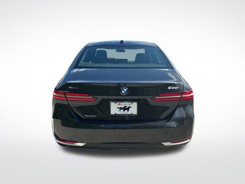 New 2026 BMW 530i xDrive AWD/4WD image 4