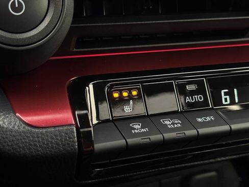 Certified 2024 Toyota Prius Prime FWD image 30