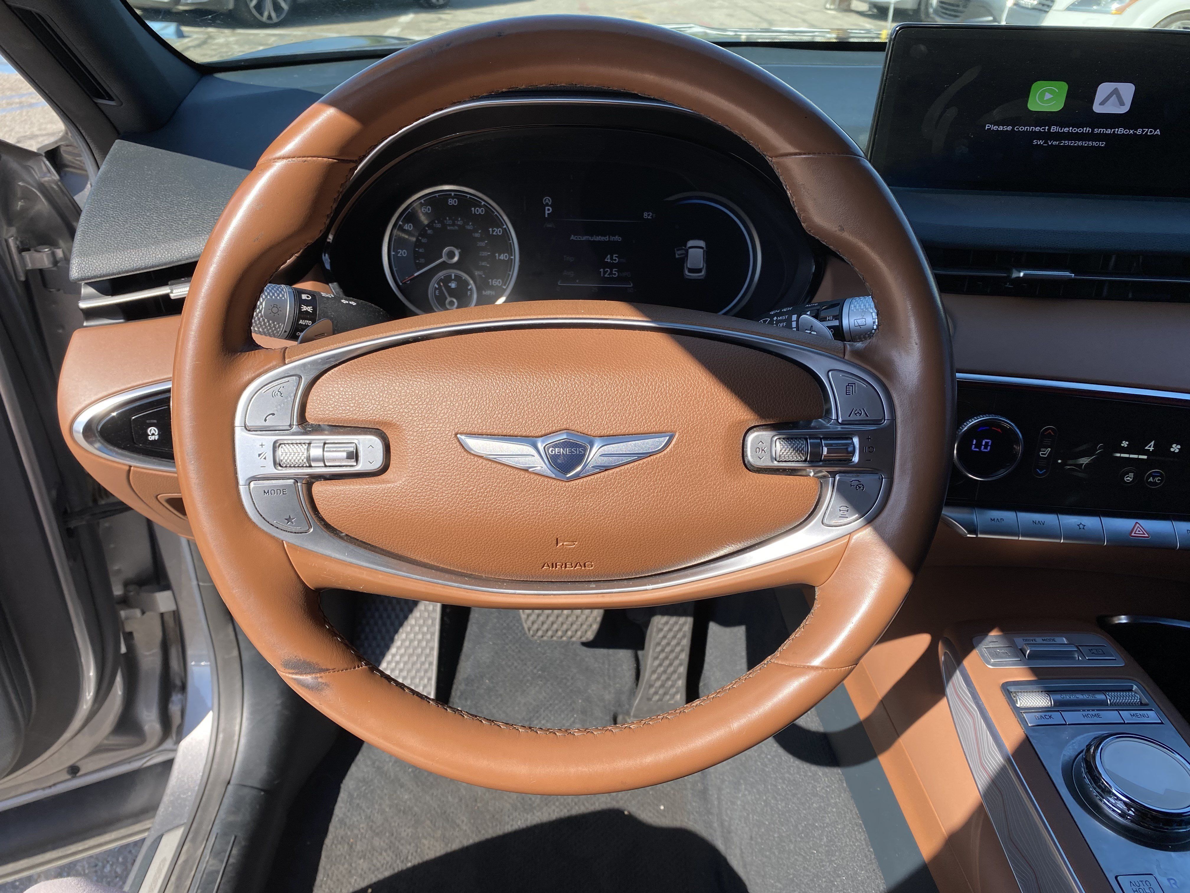 Used 2022 Genesis GV70 2.5T w/ Advanced Package AWD/4WD image 11