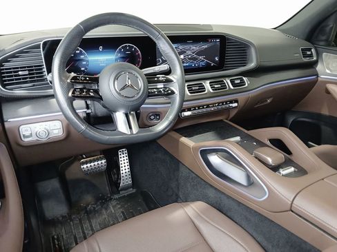 Certified 2024 Mercedes-Benz GLS 450 4MATIC image 8