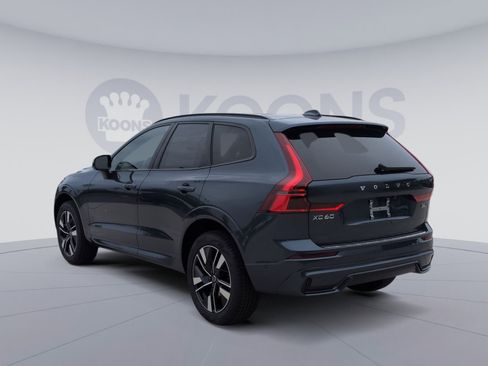 New 2026 Volvo XC60 B5 Plus w/ Protection Package Premier image 4