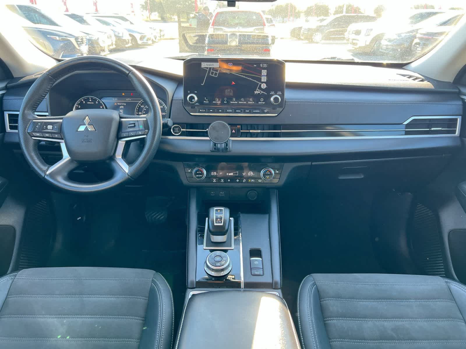 Used 2023 Mitsubishi Outlander SE AWD/4WD image 20