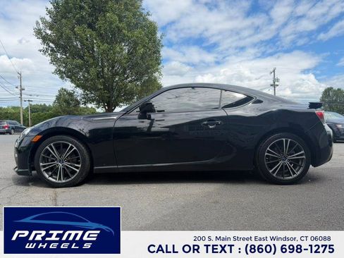 Used 2014 Subaru BRZ Limited w/ Popular Package #2A RWD image 4