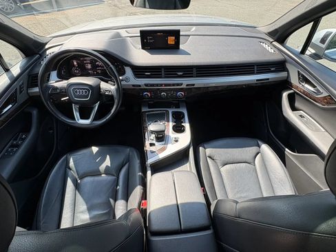 Used 2018 Audi Q7 2.0T Premium Plus AWD/4WD image 32