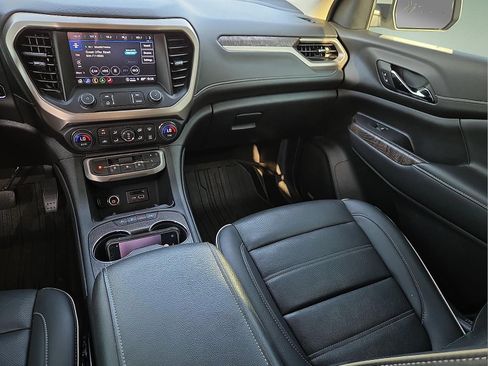 Used 2023 GMC Acadia Denali FWD image 13