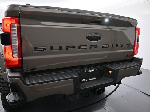 New 2026 Ford F250 Lariat w/ Lariat Ultimate Package AWD/4WD image 25