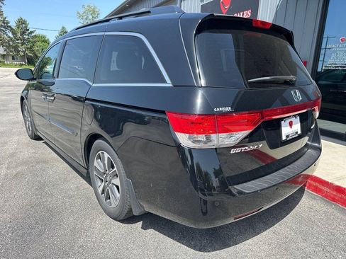 Used 2016 Honda Odyssey Touring image 3