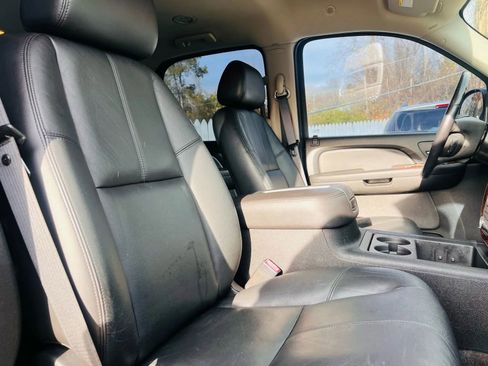 Used 2009 Chevrolet Tahoe 4WD Hybrid image 17