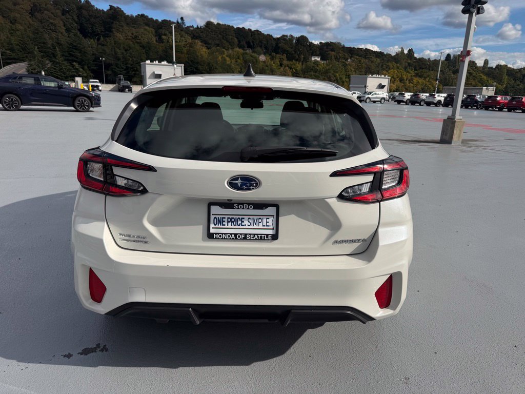 Used 2024 Subaru Impreza 2.0i AWD/4WD image 4