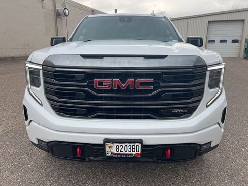 Used 2022 GMC Sierra 1500 AT4 image 14