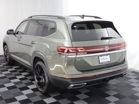 New 2026 Volkswagen Atlas SE image 16