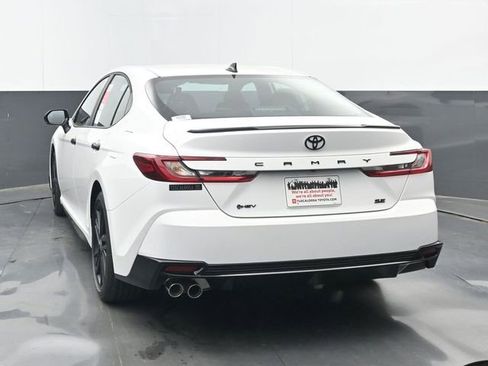 New 2026 Toyota Camry Hybrid w/ Multimedia Upgrade Package image 18