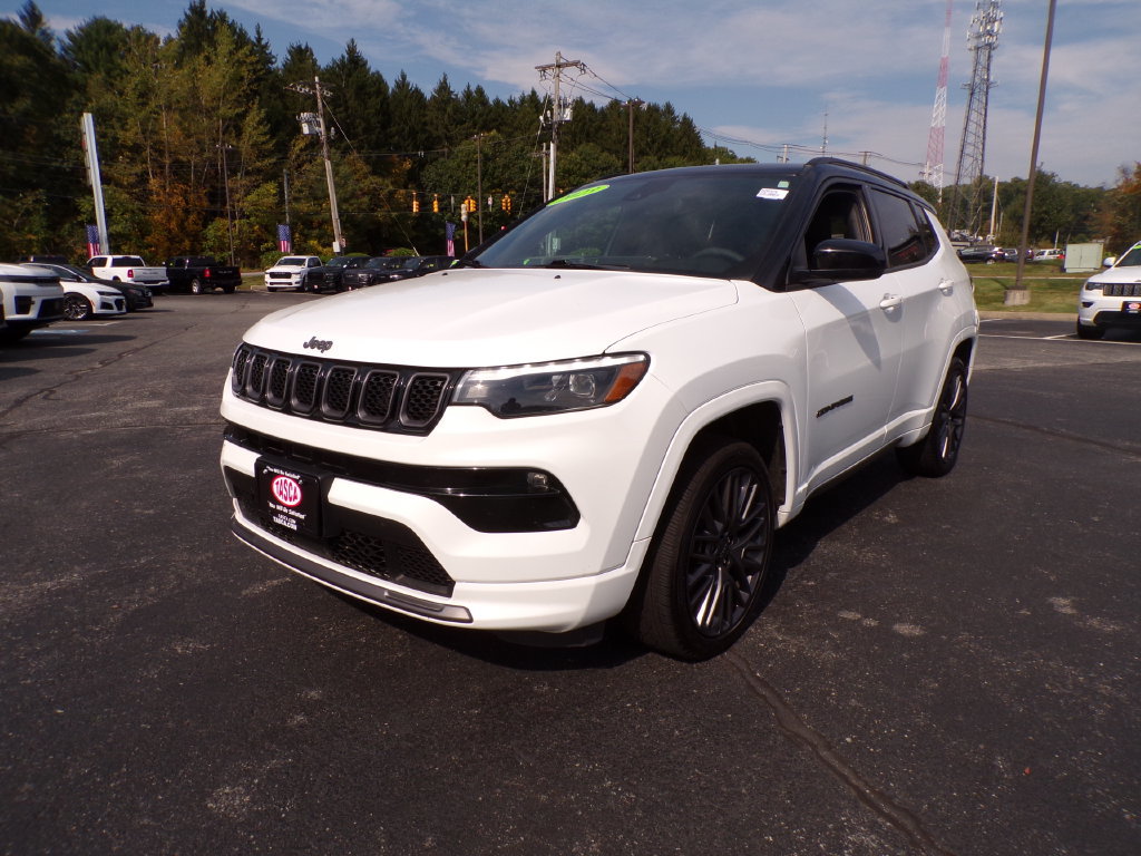 Used 2023 Jeep Compass High Altitude AWD/4WD image 1