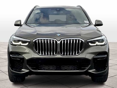 Used 2022 BMW X5 xDrive40i w/ M Sport Package image 3