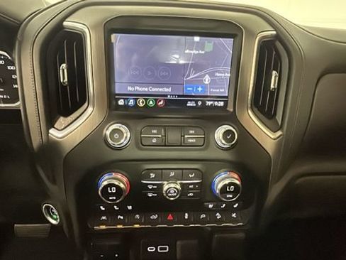 Used 2019 GMC Sierra 1500 Denali w/ Denali Ultimate Package AWD/4WD image 23
