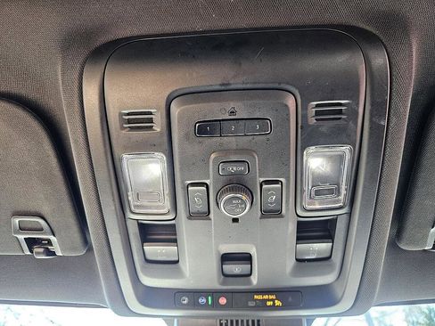 Used 2023 Chevrolet Suburban RST w/ Luxury Package image 22