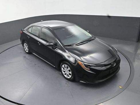 Used 2024 Toyota Corolla LE FWD image 23