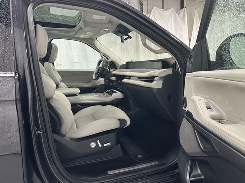 Used 2025 Lincoln Navigator L Reserve image 69