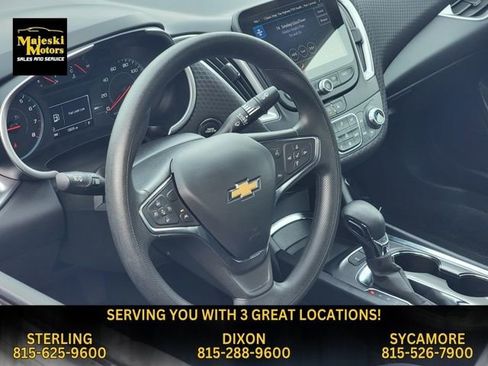 Used 2024 Chevrolet Malibu LT image 18